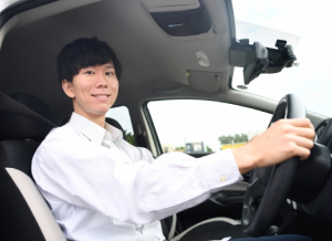 事務所へ出勤
