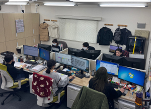 現場の作業は15時前後で終えて事務所へ戻ります。